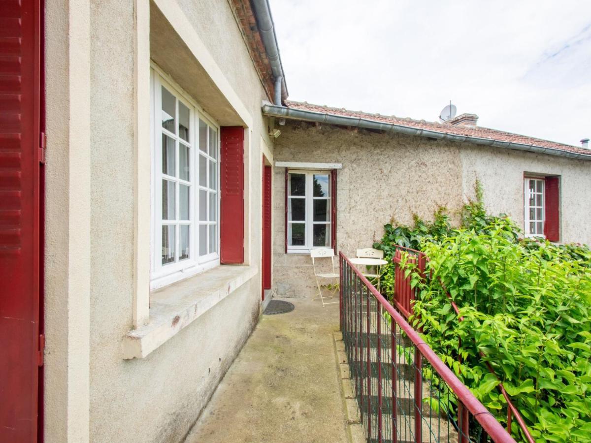 Beautiful With Private Garden Holiday home *